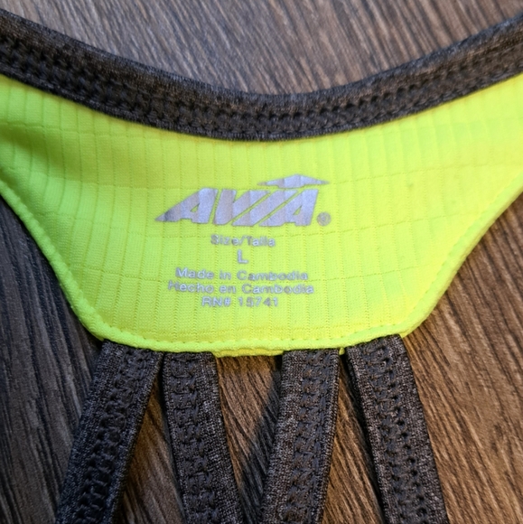 AVIA WOMEN'S YELLOW SIZE LARGE ATHLETIC TOP. - Picture 2 of 5